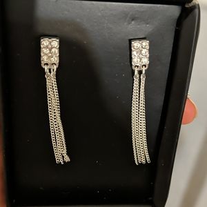 New without tags: Avon necklace and earrings set